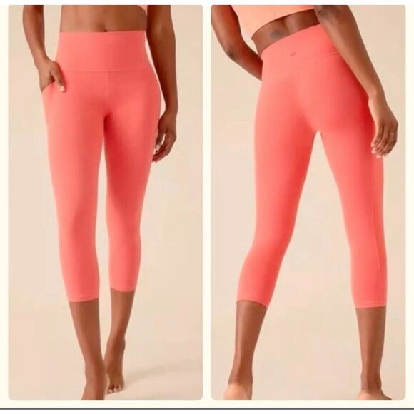 Athleta Salutation Stash Pocket Crop Sunset Glow Coral Capri Tights Medium NEW - Picture 1 of 9